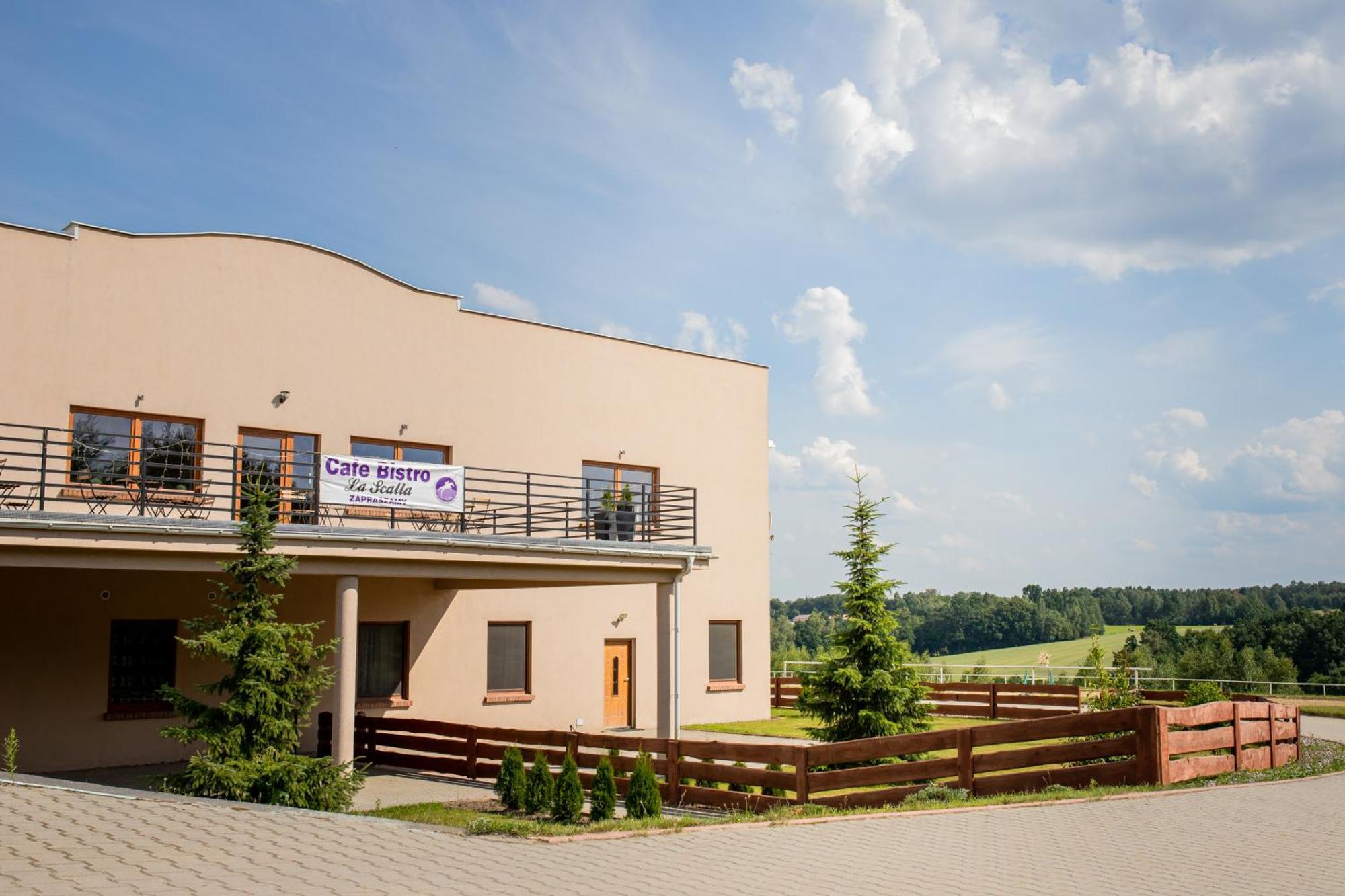 Lascalla Pensjonat Myszewko Kültér fotó